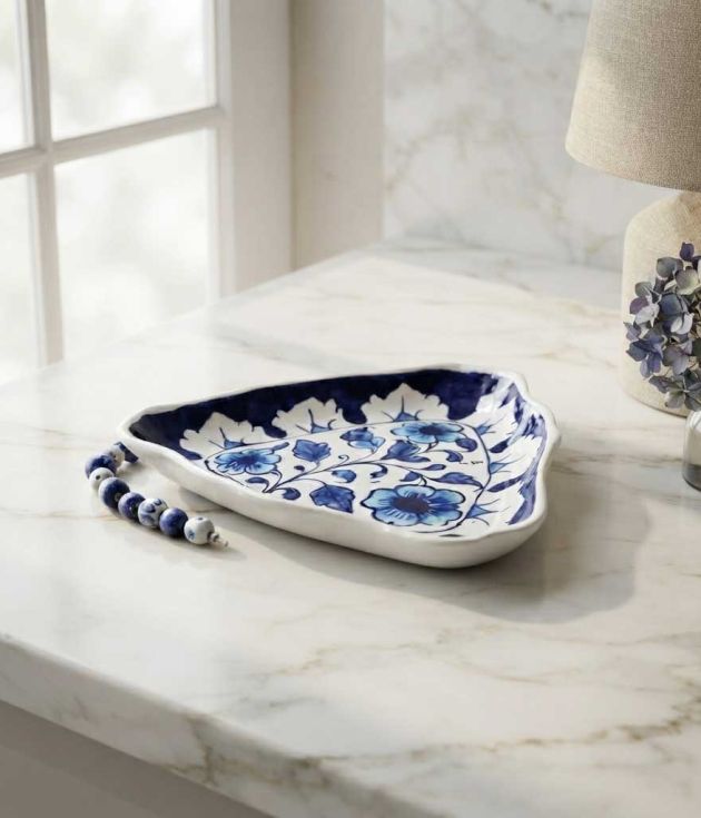 Ceramic Triangle Dish Medium