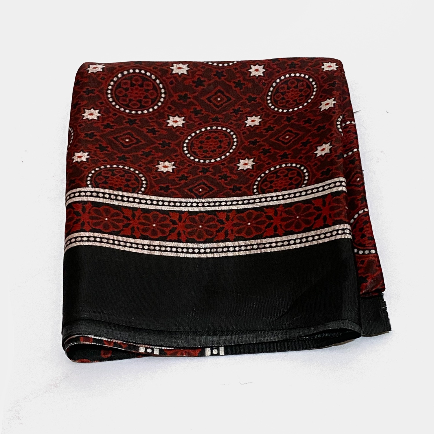 Silki Sindhi Ajrak 1.5 meter - Image 2