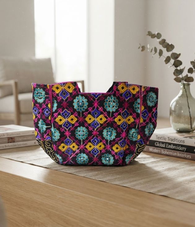 Sindhi Bag (Tradition in Style)
